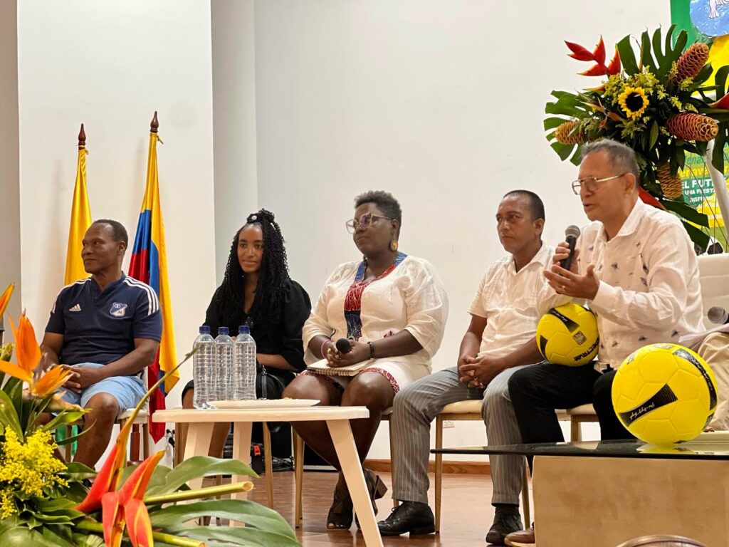 #UnGolContraLaGuerra