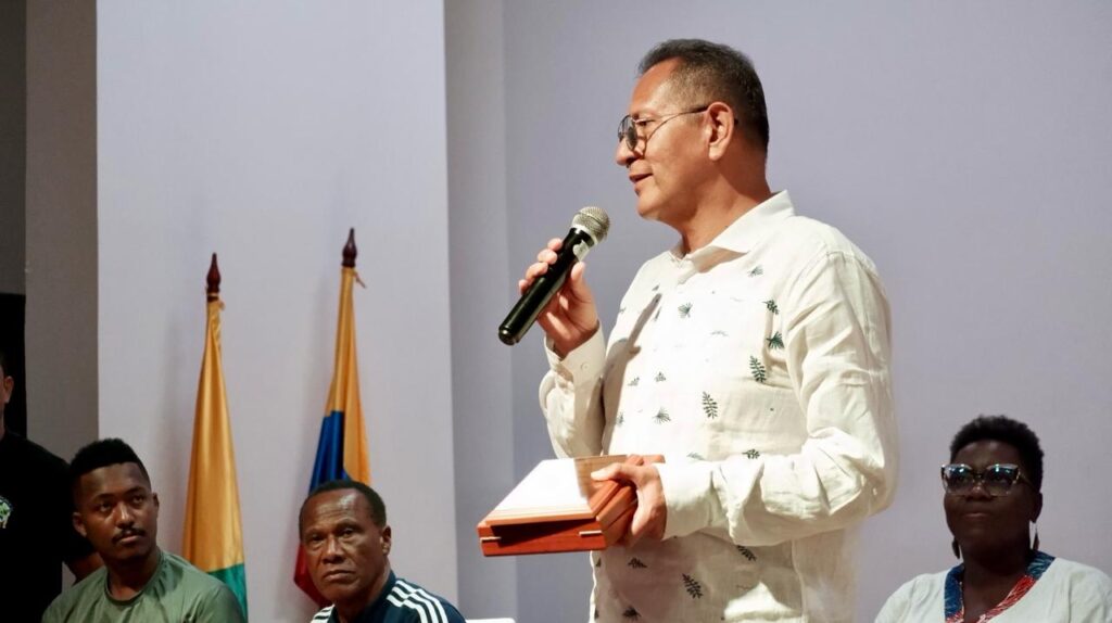 #UnGolContraLaGuerra