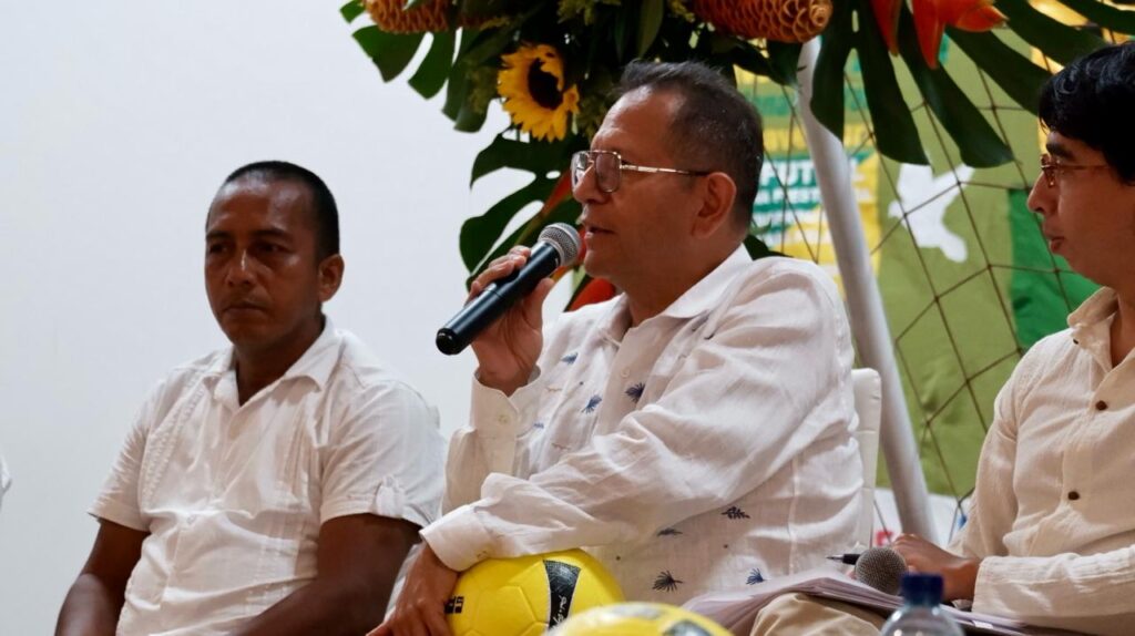 #UnGolContraLaGuerra